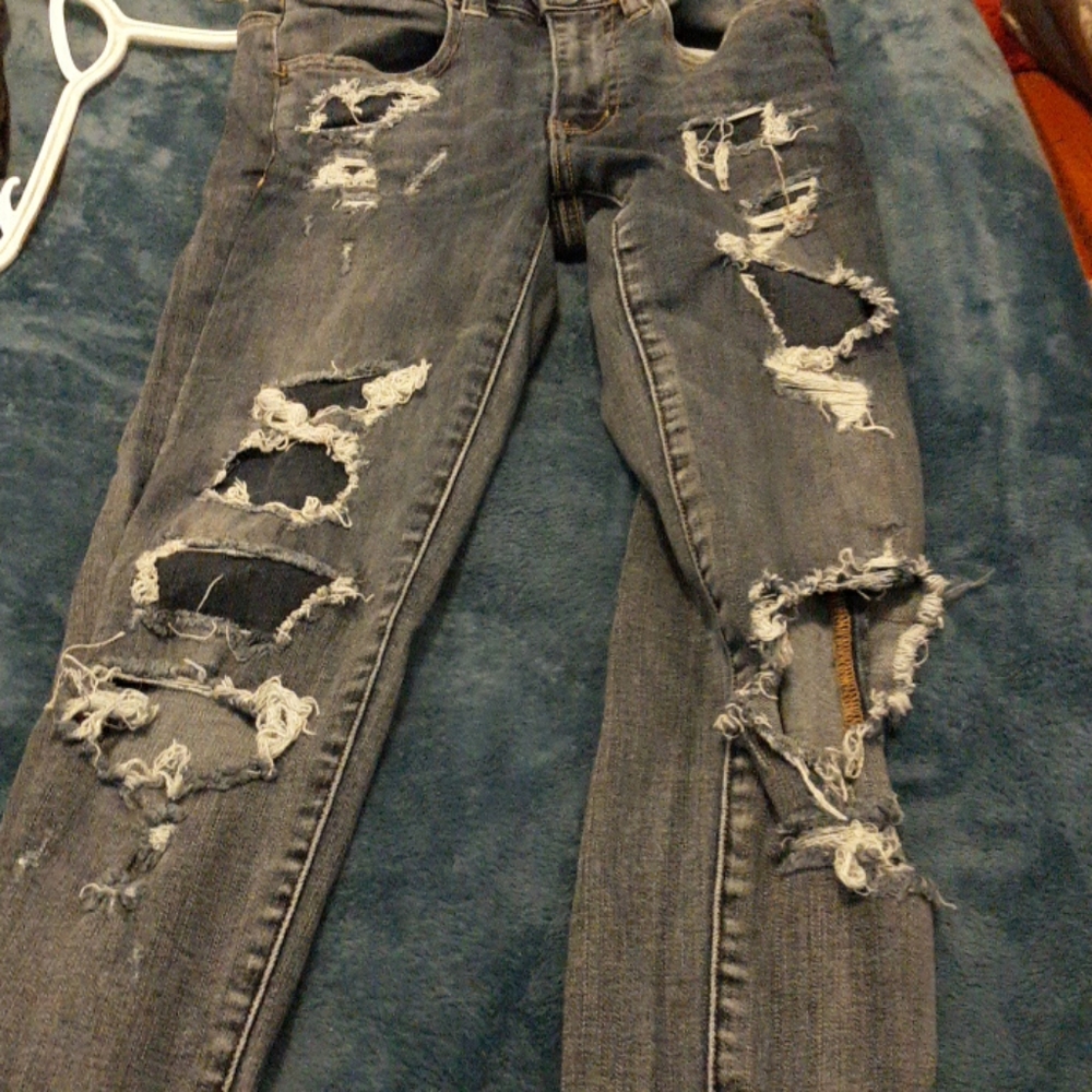 Ripped womens jean's